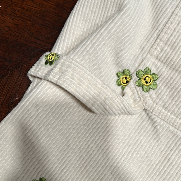 Forever 21 Shorts - Picture 5 of 6